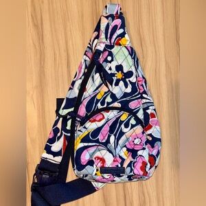 SOLD- Vera Bradley Crossbody/Sling Bag